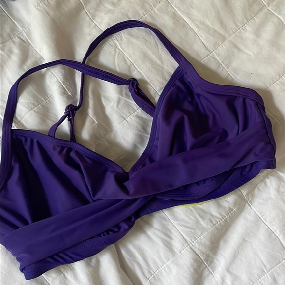 ATHLETA Purple Bikini Top 36BC - Picture 1 of 4